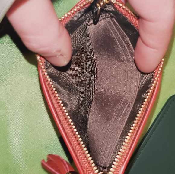 Elegant Bee coin purse - Picture 5 of 16